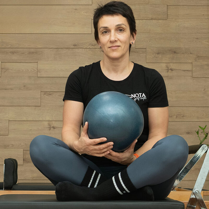 Мениджър и пилатес инструктор Сев